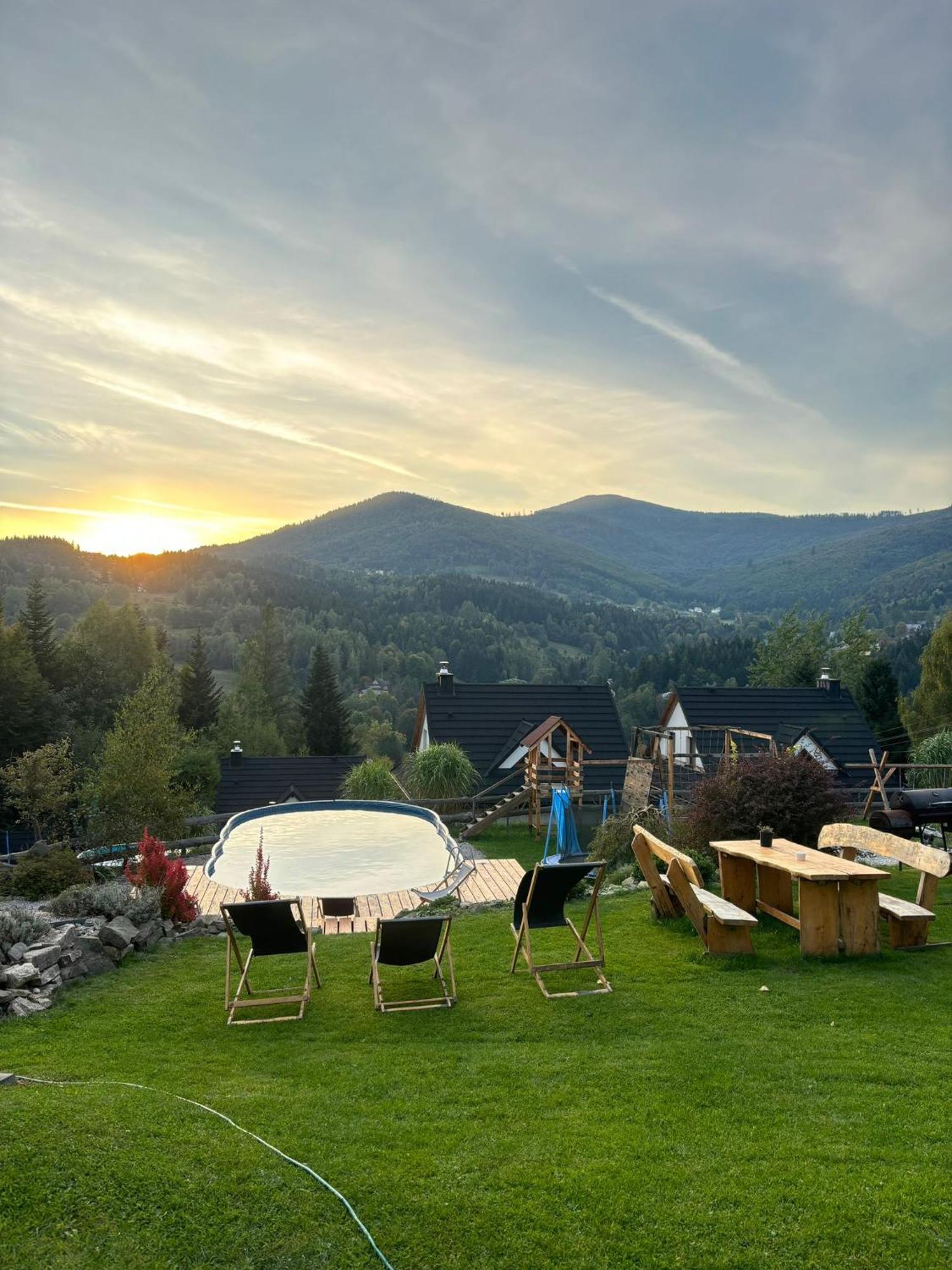 Zawoja Nad Korona Z Jacuzzi Villa Exterior photo